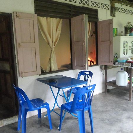 Grandma'S Home Sangkhlaburi Exterior photo